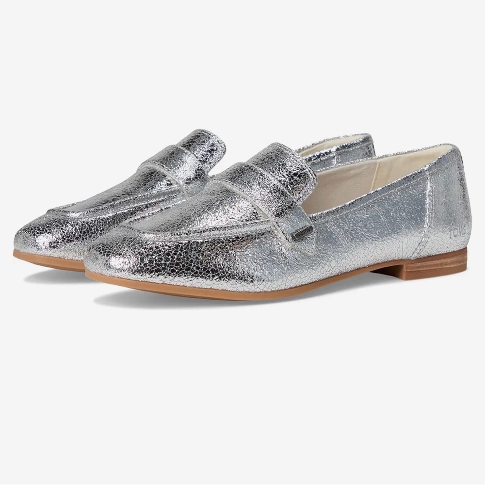 NEW NWT TOMS Lynette Silver Loafers for Women - 8.5